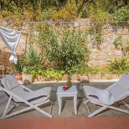 Anastasia Miramar Deluxe Aparthotel 3*